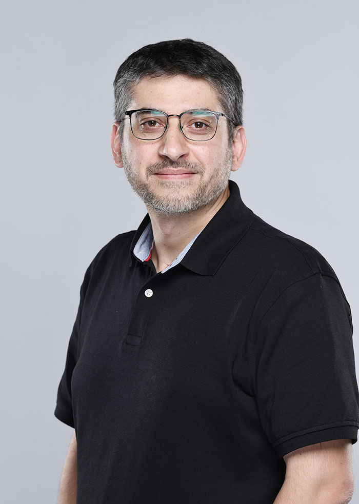 Dr.Mounib Khanafer Completes Fellowship at Dartmouth