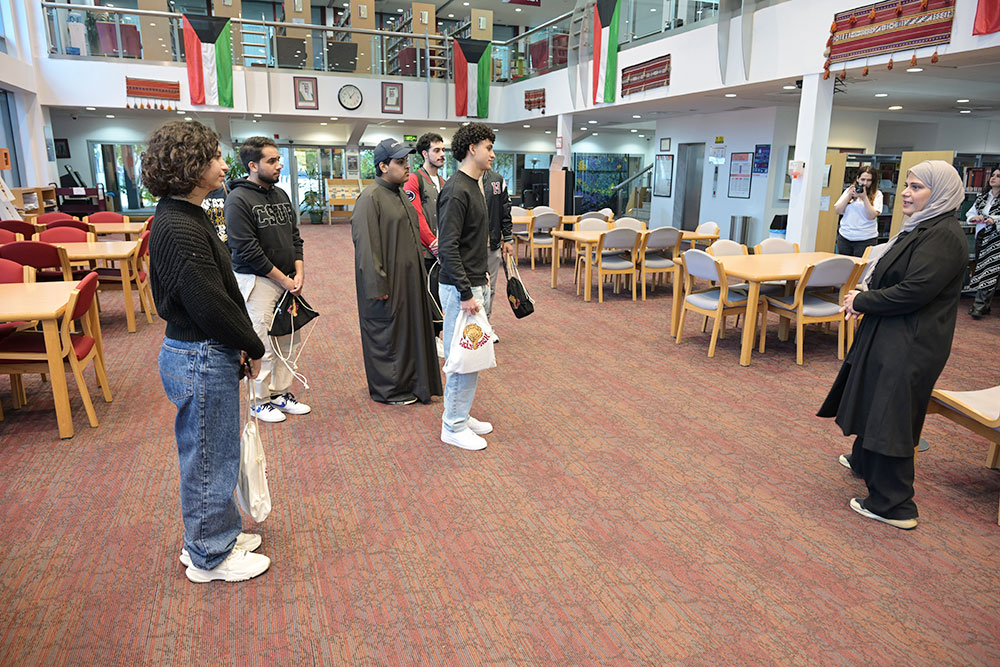 Auk begins spring semester with orientation and welcome week activities