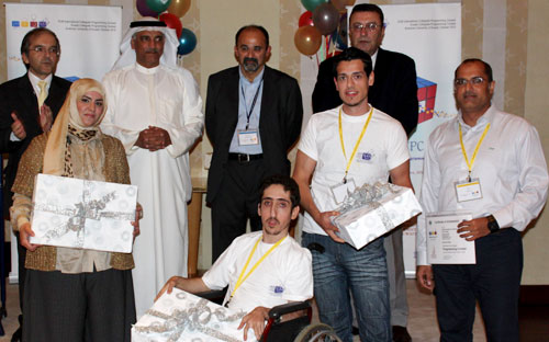 Auk hosts first kuwait national collegiate programming contest