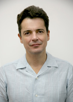 Dr. Simon O'Meara the recipient of the first Dartmouth-AUK Fellowship Award