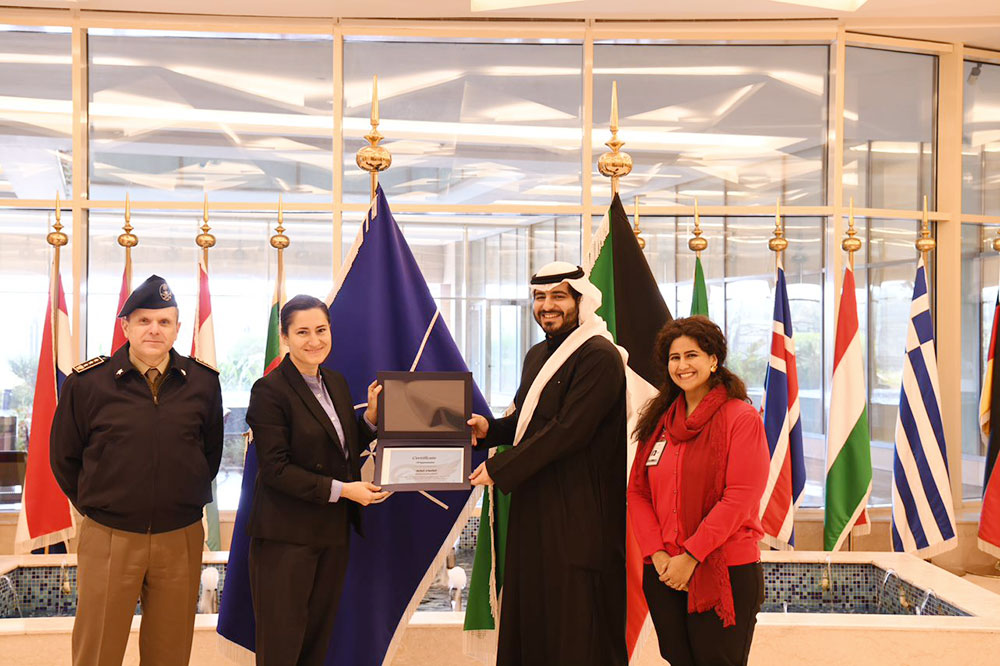 Auk students co-author nato report