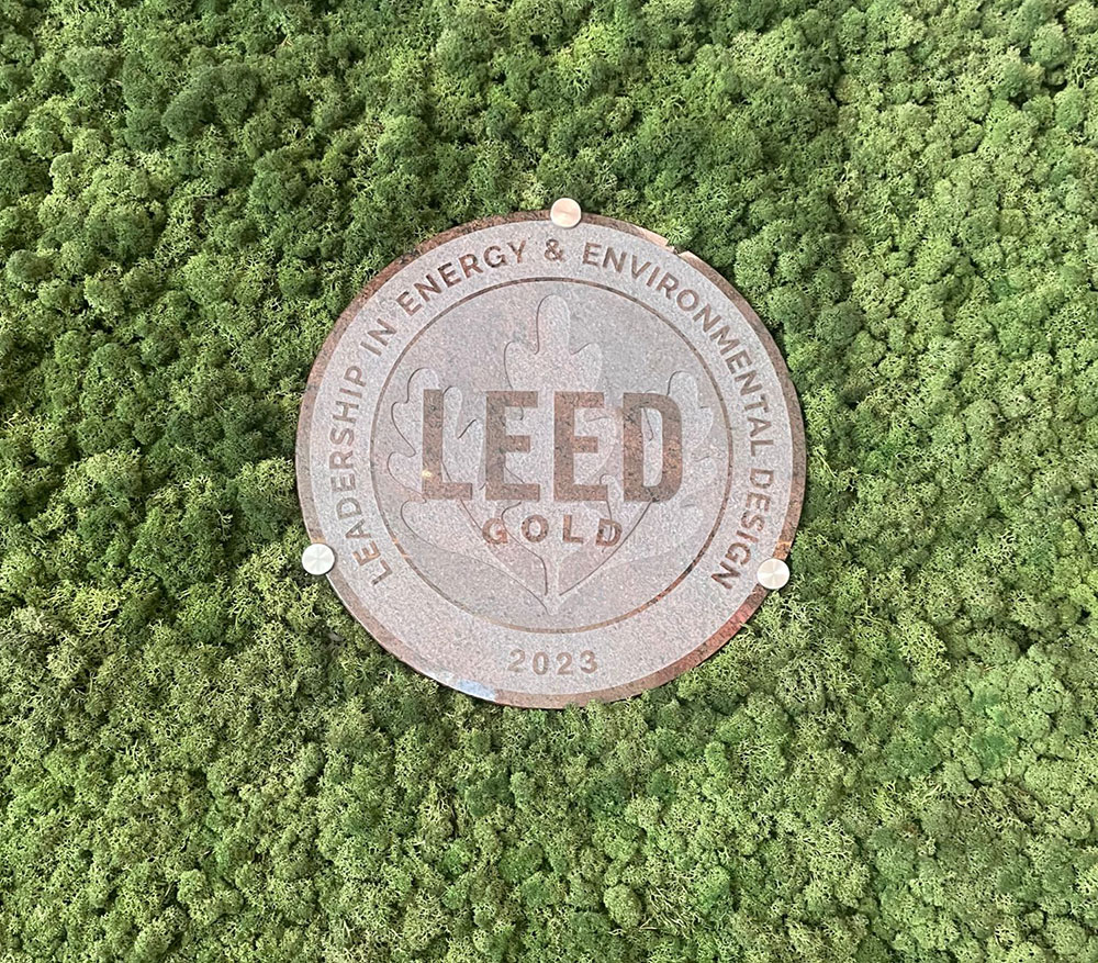 AUK Revolutionizes Sustainable Architecture: Generic Building Attains Prestigious LEED Gold Certification