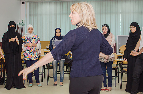 Auk students live the shakespearean experience