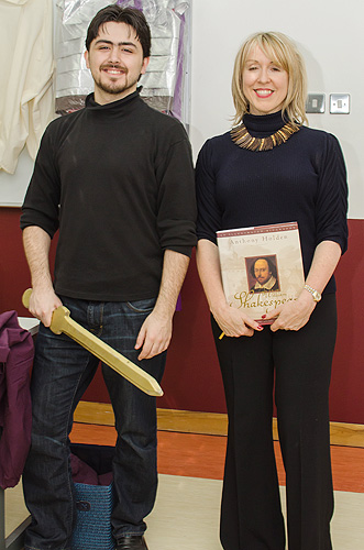 Auk students live the shakespearean experience