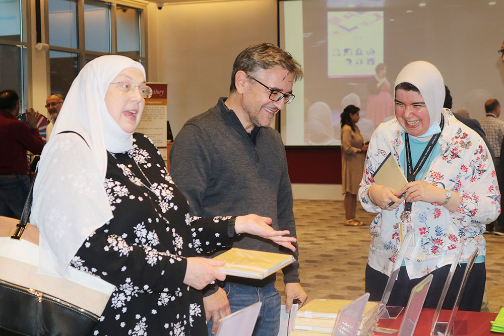 Auk library hosts meet and greet for faculty