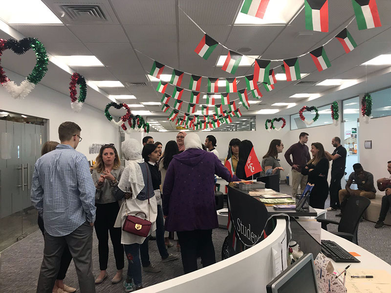 Boston College Students Visit AUK