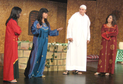 Auk presents shakespeare in kuwait