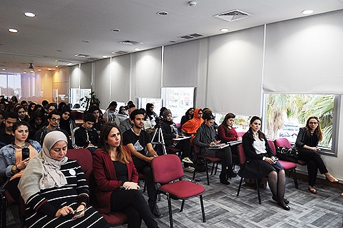 Auk hosts a talk on entrepreneurship and innovation