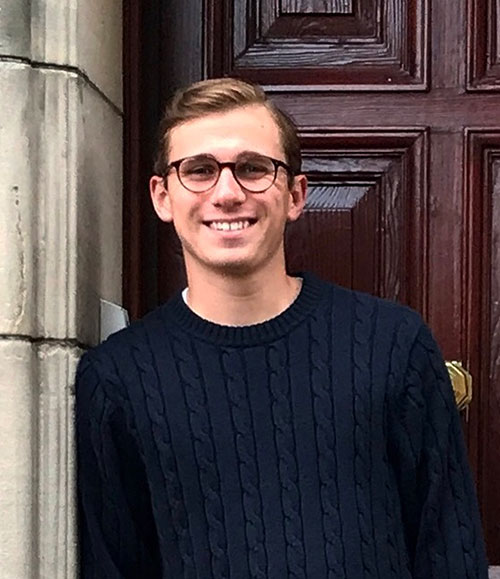 Auk welcomes new dartmouth interns for spring 2018