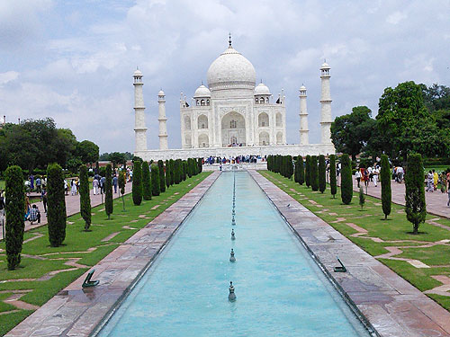 Auk student omar khalil returns from agra