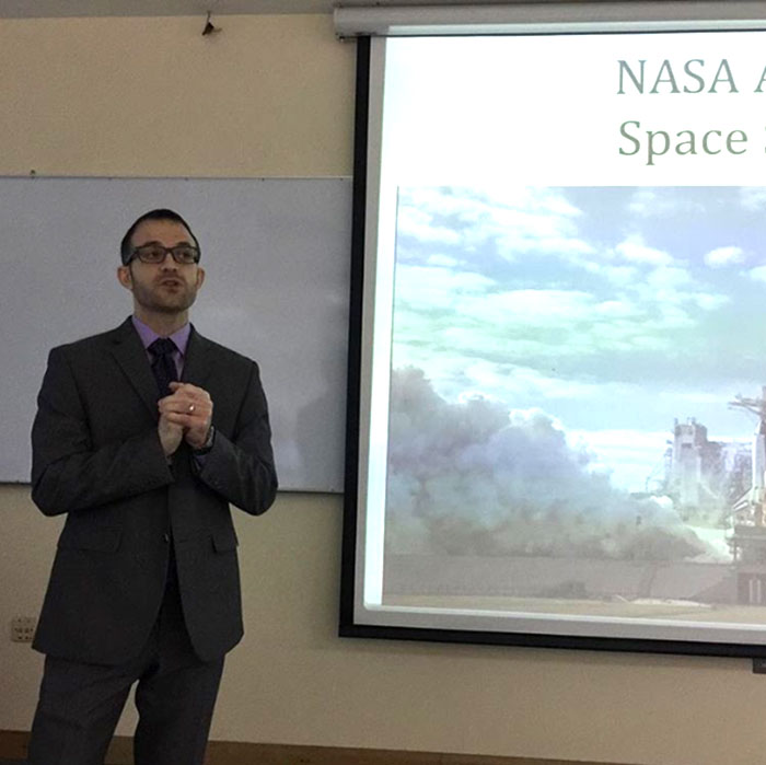RISE Center at the American University of Kuwait Hosts a Talk on Rocket Science 101