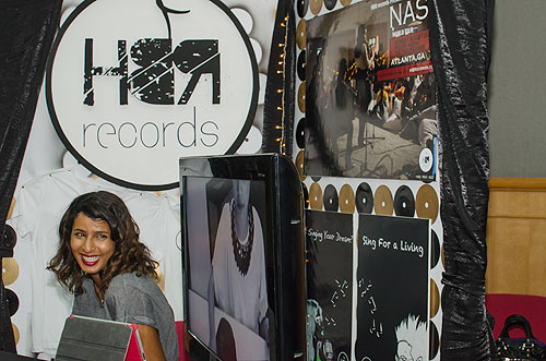 Auk successfully concludes its spring 2013 senior capstone exhibition