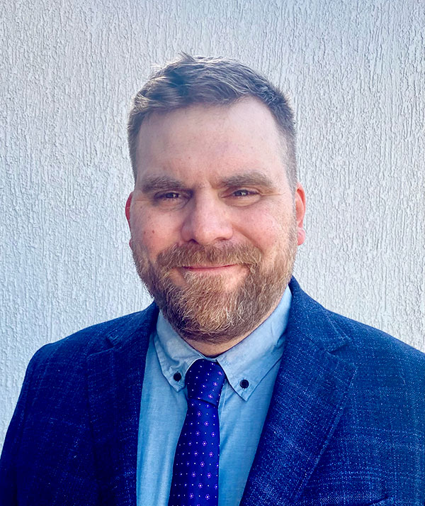 Auk faculty promoted