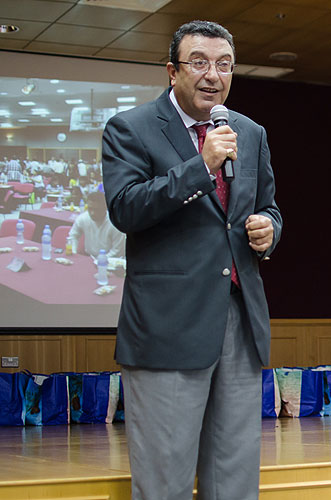 Auk salutes laborers on their special day