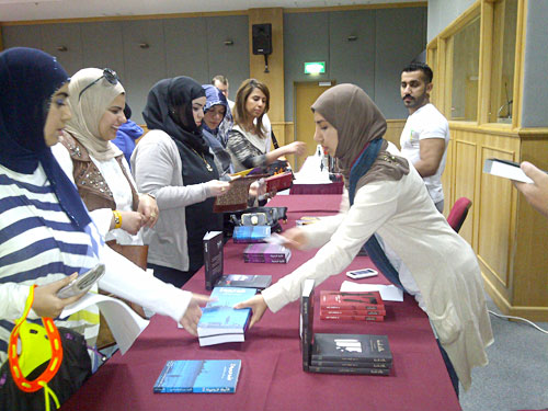 Abdulwahab al-sayed and abdulaziz al-hashash talk at auk