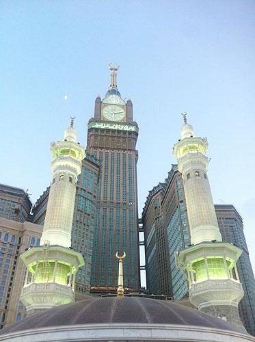 The auk cooperation club organizes umrah trip