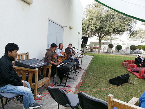 Auk students celebrate national and liberation day