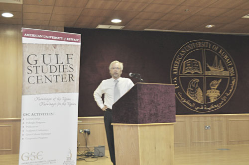 The center for gulf studies at auk hosts lecture on islamist movements in arab politics