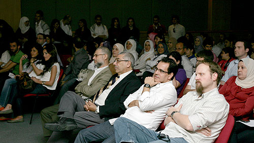 Auks hope club host yom al ard