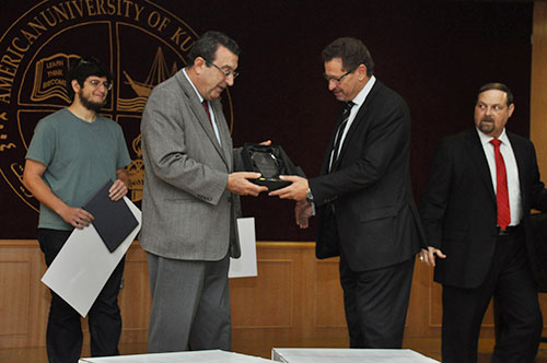 Two auk engineering students receive xerox academic scholarship