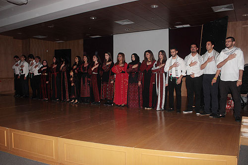 Auk revives palestinian land day in presence of the palestinian ambassador