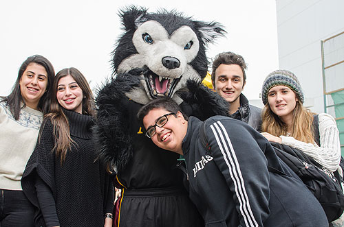 Auk celebrates its 10th homecoming week