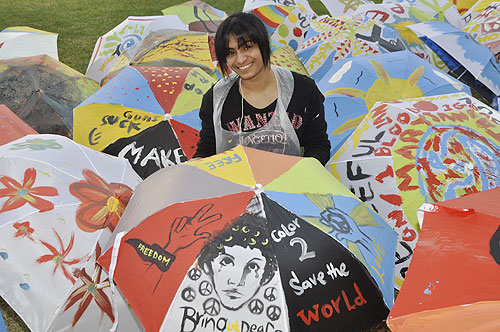 Auk hosts exclusive art exhibition raises awareness for peace