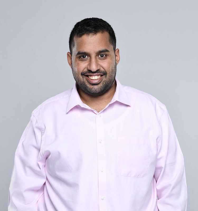 AUK Professor Dr. Abulrahman Al-Farhan Gives Talk in KU