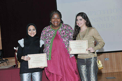 Auk celebrates achievements of top students