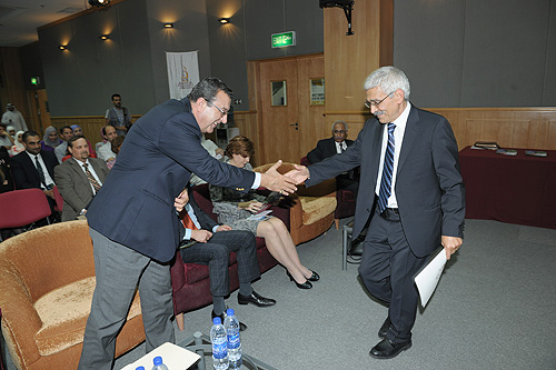 Auk inaugurates its first center for research in informatics sciences and engineering rise