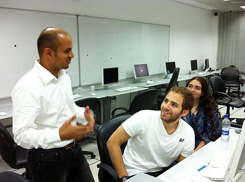 Salman alhajri lectures on arabic calligraphy at auk